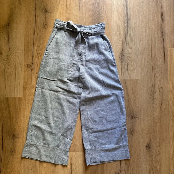 Banana Republic Factory Pants - Banana Republic Factory chambray wide leg paper bag pants